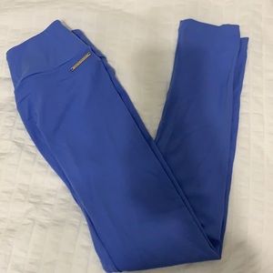 Whitney Simmons First range